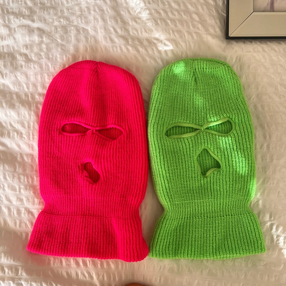 Ski mask